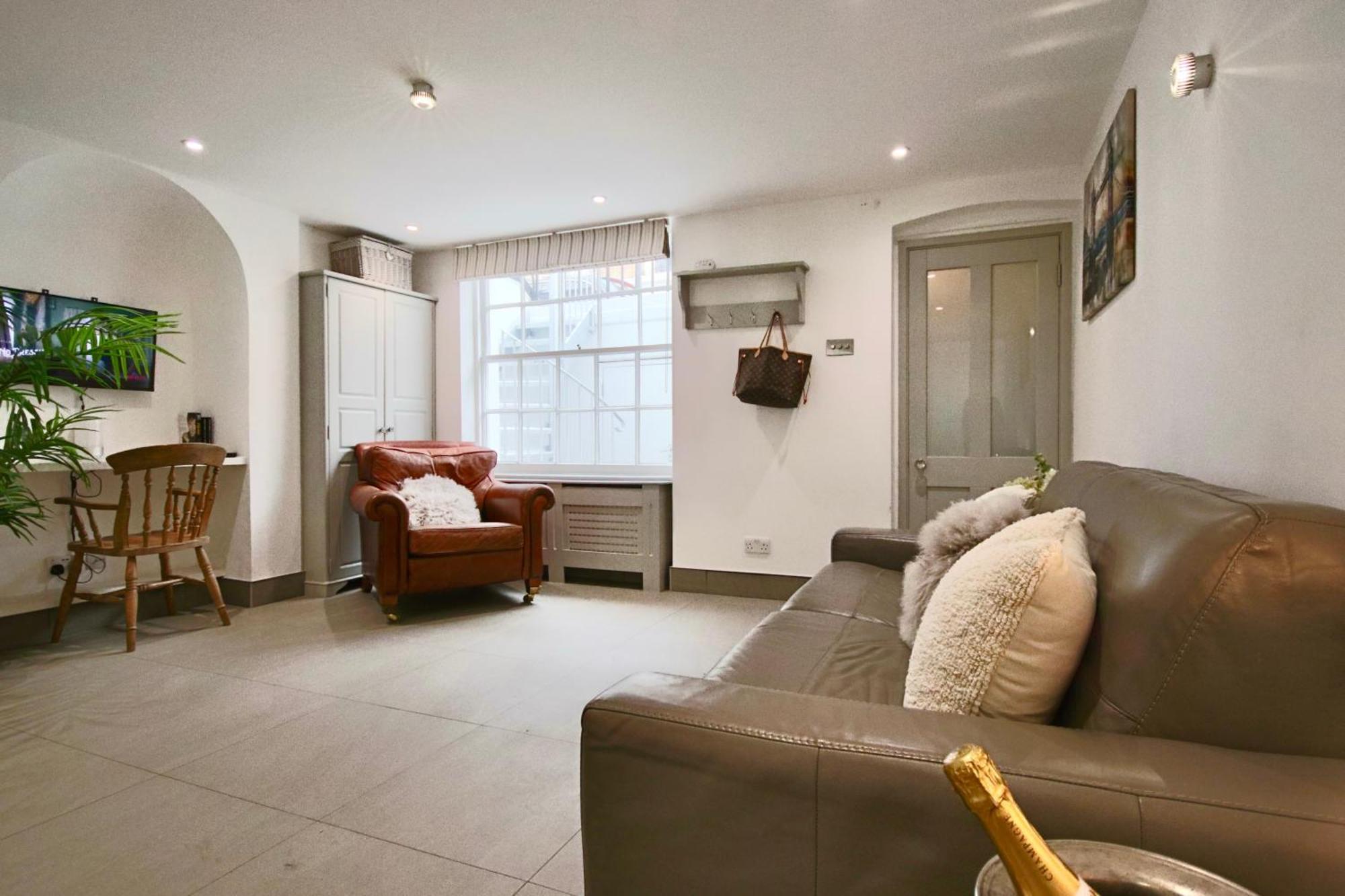 Ferienwohnung Victoria Belgravia Townhouse London Exterior foto